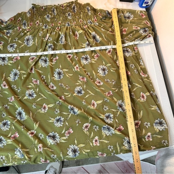 Women’s plus size floral shirt multicolored green puff blouse smocked size 14 16 - Picture 5 of 7